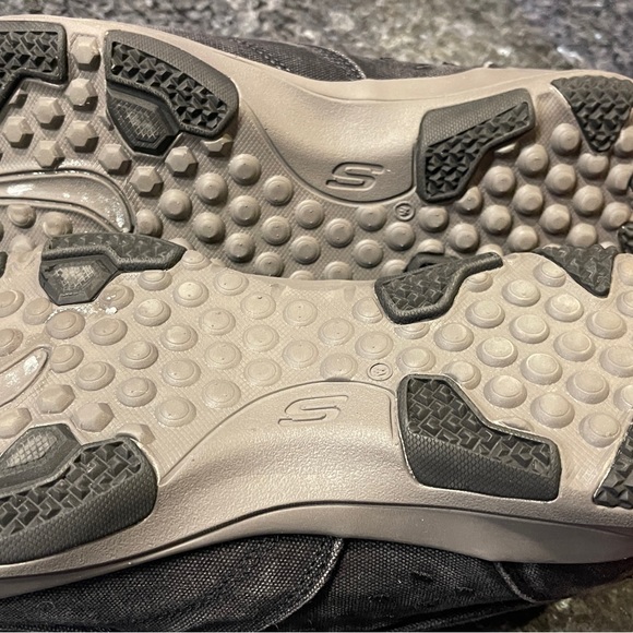 Skechers Men's Relaxed Fit Elected-Drigo Loafer - Picture 3 of 5